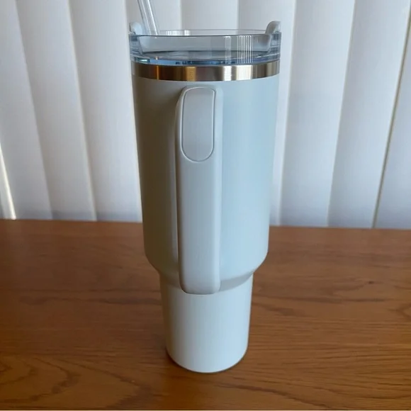 Stanley x Starbucks Spring Blue Tumbler 40oz - Picture 5 of 9